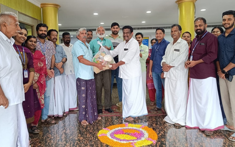 വരടിയം സർവ്വീസ് സഹകരണ ബാങ്ക് ഓണം സഹകരണ  വിപണി 2024