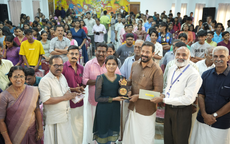 2024 - 2025 അദ്ധ്യയന വർഷത്തെ ഉന്നത വിജയം നേടിയവർക്ക് അനുമോദനം